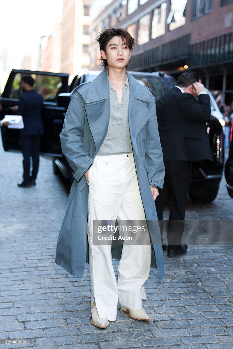 mmeian_'s tweet photo. คุณโทมัสโดยกล้อง getty images กี่รูปก็หล่อชะมัดเลย มุมกล้องโครงหน้า มีสิบให้ล้าน

THOMAS IN NYFW WITH CK
#CalvinKleinSP27xTHOMAS https://t.co/1Kpcn2kkXh