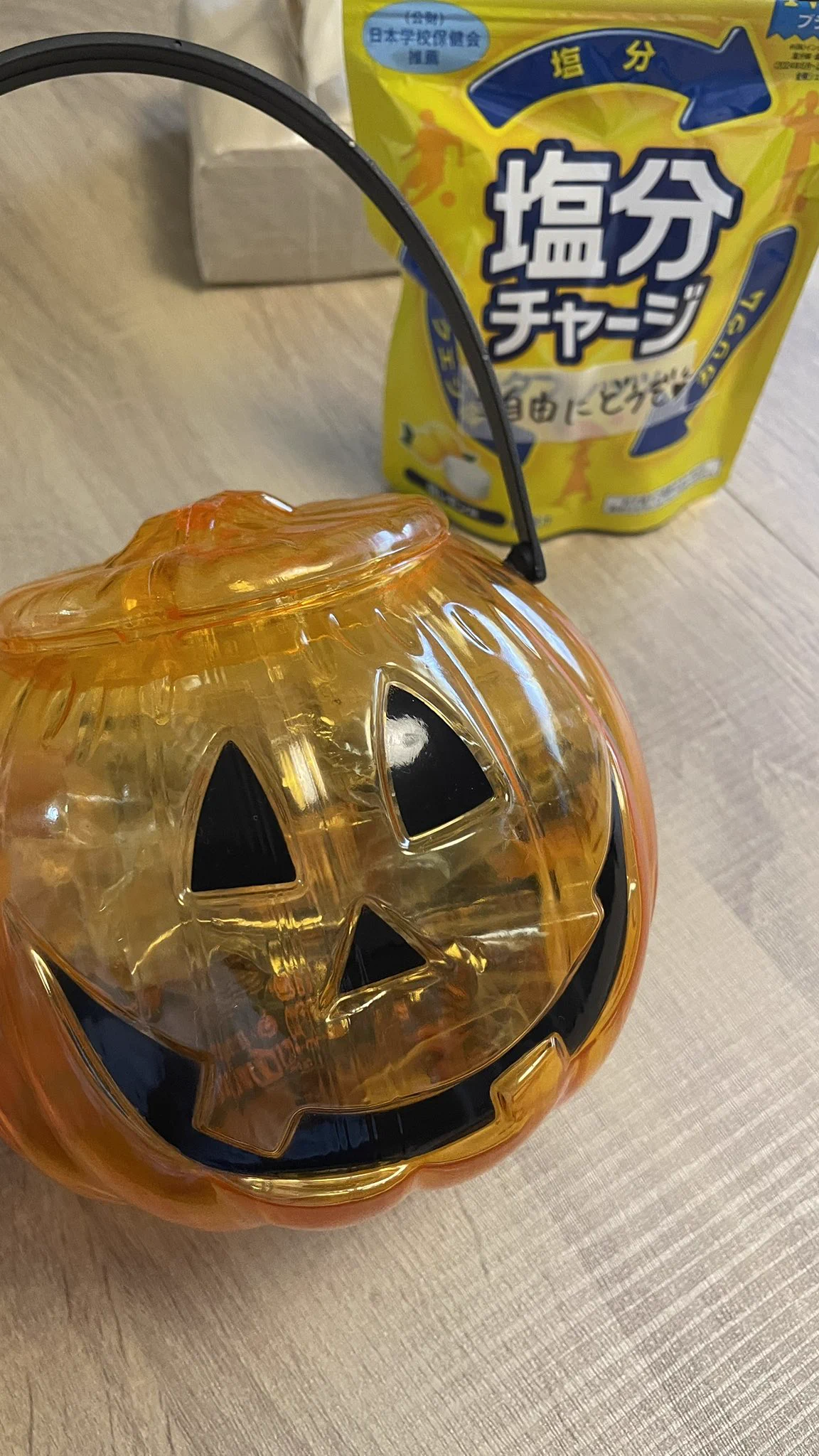 トリックオアトリートスタジオ プロップレプリカ ハロウィンライトアップパンプキン studio開花 on X: 