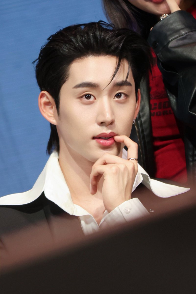 TTxSpace's tweet photo. สูงสุดของห่วงโซ่อาหาร 🫠🫠🫠

#WilliamEstFMTaipei2026
#est_rvp https://t.co/jAhbkrO3vy