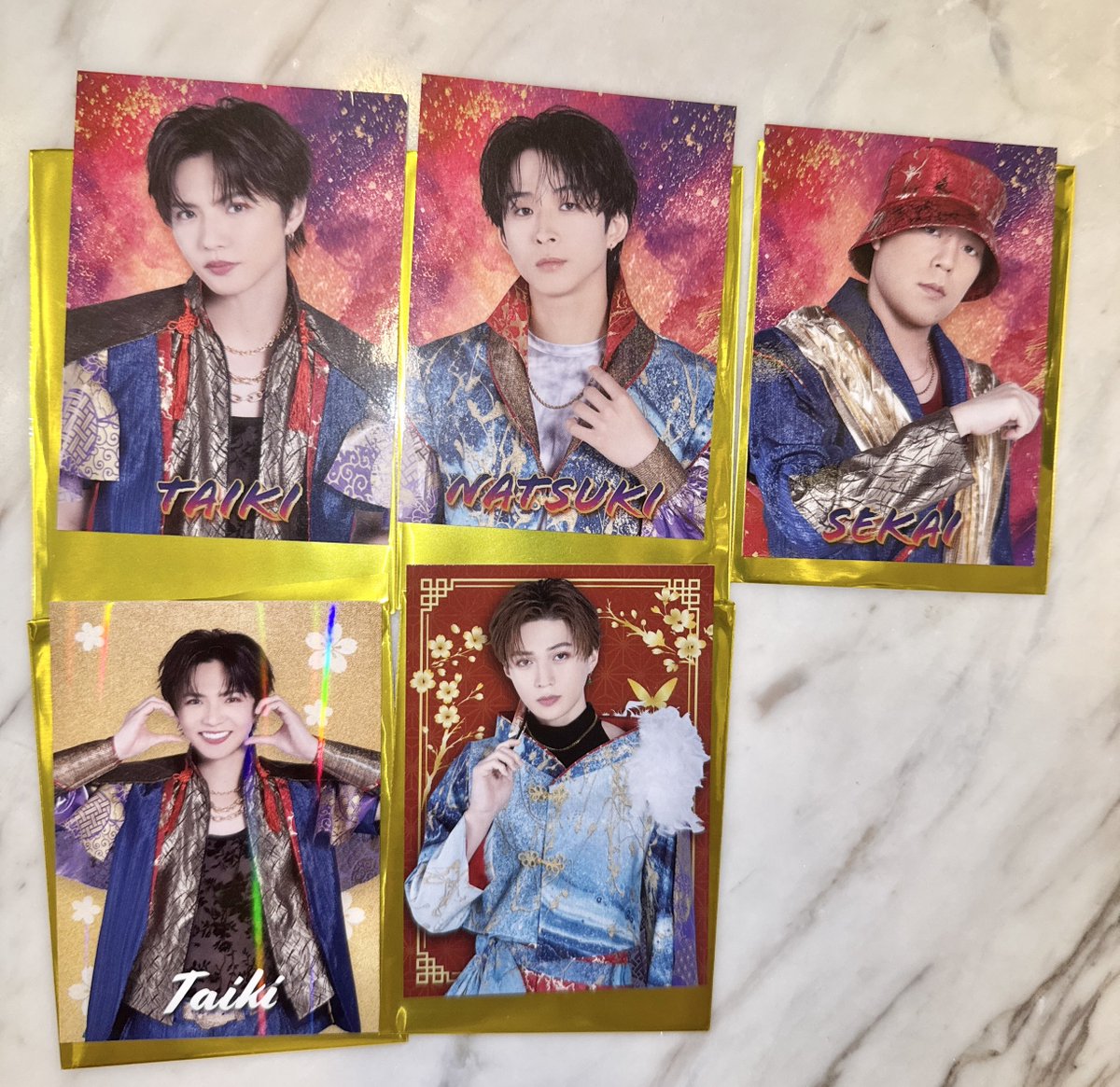 keity779's tweet photo. FANTASTICS ファンタBACK TO THE MEMORIES BTTM 祭 HiGH&amp;LOW ハイロー 交換 アクスタ フォトカ トレカ　ステッカー

譲：世界 佐藤大樹 澤本夏輝 八木勇征

求：木村慧人

シクレはシクレ同士を希望します。

郵送 or BTTM 19日会場
お気軽にお声掛けください🤲🏻 https://t.co/DuqnjO1lXg