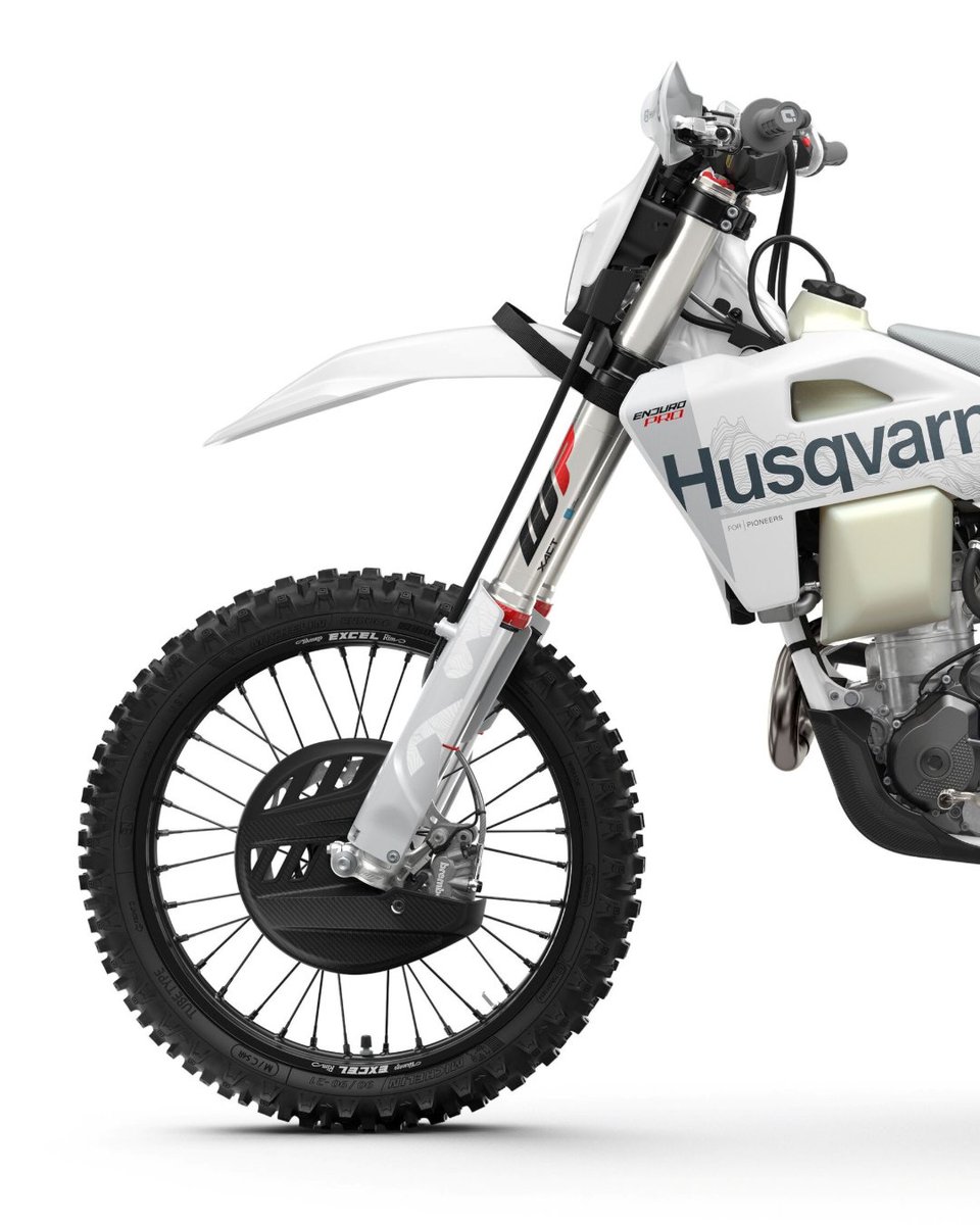 HQV_MotoUK's tweet photo. Own the trails.

Competition-focused machines that combine proven exceptional performance with an exclusive selection of premium Technical Accessories.

The TE 300 Pro and FE 350 Pro. https://t.co/f7ove6DCde

#Husqvarna #RideHusqvarna #Enduro #FE350Pro #TE300Pro #StudioSaturday https://t.co/Zh2OWYLqiT