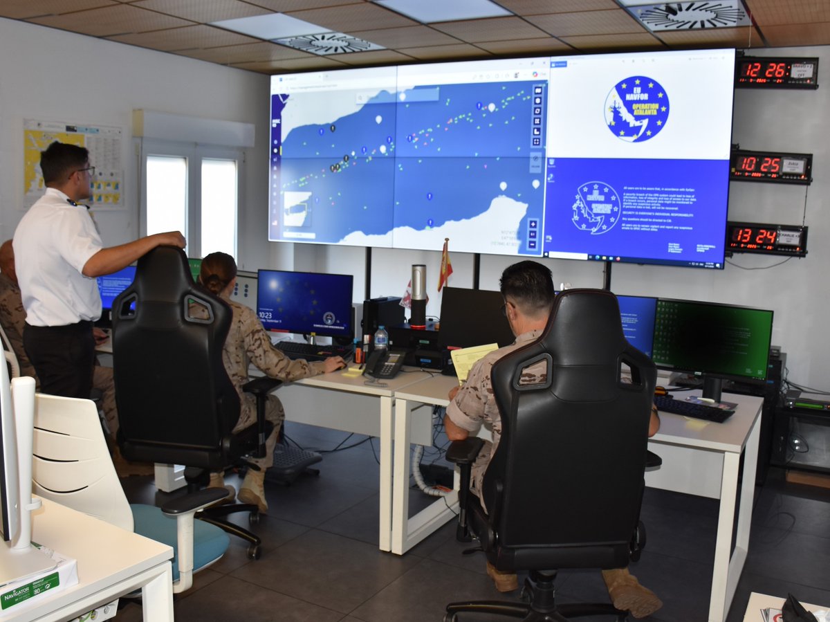 EUNAVFOR's tweet photo. ❗Resolution of a piracy incident in the Gulf of Aden
On 10 September, ATALANTA was reported about the hijack of the MV GLAMOR with St Vincent and Grenadines flag. After a show of force, the pirates abandoned the vessel and the ship continues sailing.
ℹ️ https://t.co/IqJ7RhKN8e https://t.co/yx40huJUHA