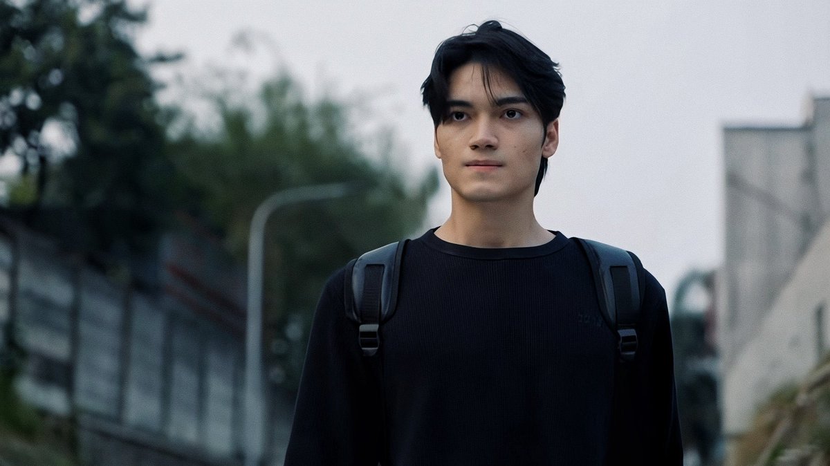 fwuodies's tweet photo. mau peluk raisa dan oliver yang secara ga sadar mereka adalah korban keegoisan bianca dan james— raisa pas tau bianca se jahat itu bener bener langsung drop dan terimakasih oliver yang sigap buat raisa padahal secara ga langsung kamu juga butuh ditenangin. 🫂 https://t.co/stS4tCS590
