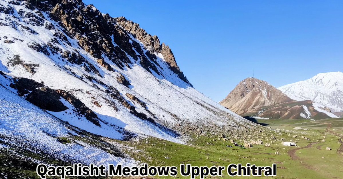 KumratTourism's tweet photo. This beautiful scenery is located in Qaqalisht #Meadows Upper #Chitral Booni Khyber pakhtunkhwa #Pakistan. And these scenes are from the month of April 2025 https://t.co/NeOQei2tHS