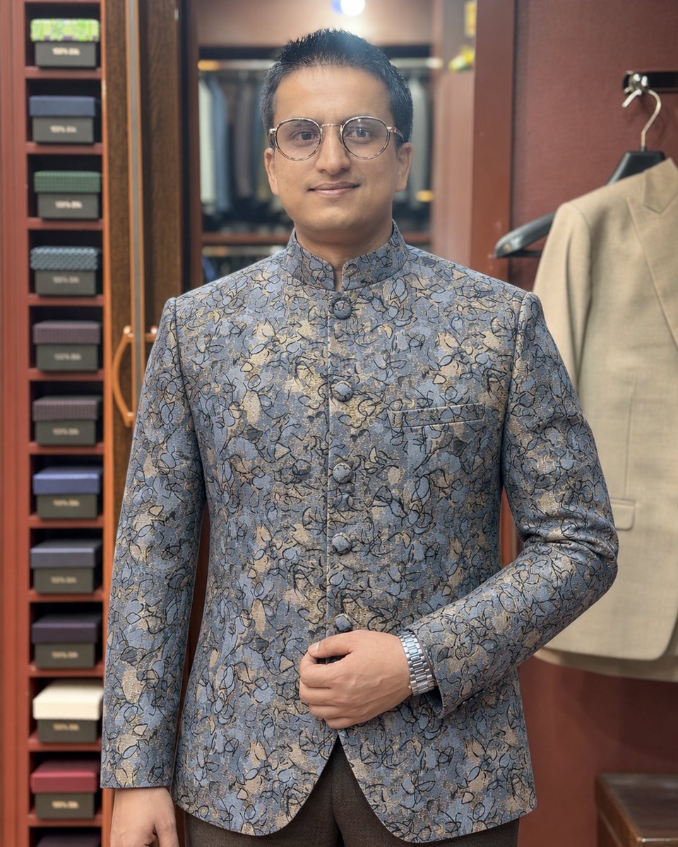 sg_suit's tweet photo. Custom elegance in every detail.
A refined statement jacket, tailored for a sharp and distinctive look.
SG Suit Thailand | Bangkok
Custom-made to your style, fit, and personality.
#SGSuitThailand #CustomMade #BespokeTailoring #MensStyle #CustomSuit #BangkokTailor https://t.co/reuIuDAK5a