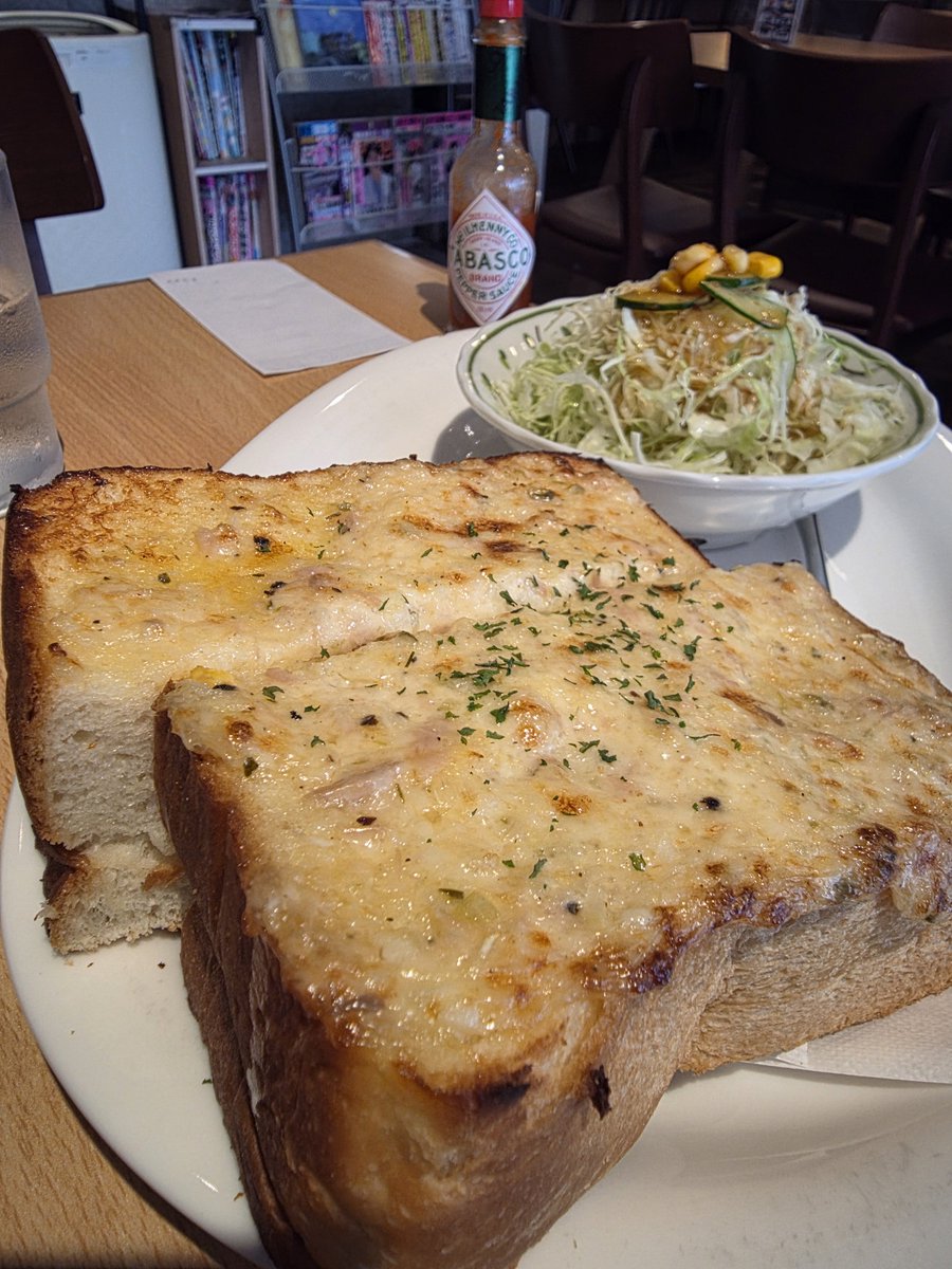 SHIMURA_BEST's tweet photo. 本日のモーニングセット🍞
ツナトーストセット

厚切りトーストが自慢のお店🍞
行きつけのお店です。

西台駅下の喫茶店……
☕ トレビアン
東京都板橋区高島平9-1-9 
https://t.co/hunjxQaB9a https://t.co/m8FjYGi0qL