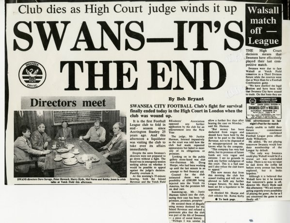 fussballgeekz's tweet photo. The Independent article & advertisement documenting the slow-death of #SwanseaCityFC in 1985/86 - their name expunged from the Division Three league table.
Fortunately, they somehow survived.
The whole story is told here 👇
https://t.co/EaQ14wOF73 https://t.co/3AT32Q9799