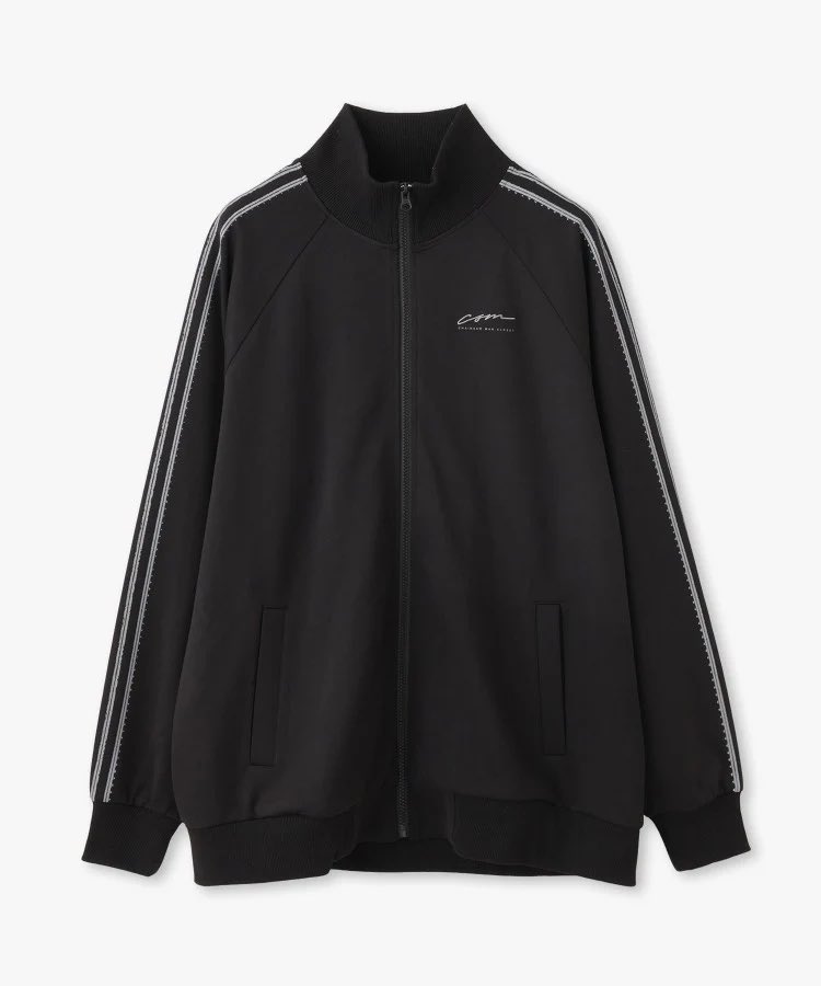 89_life_x's tweet photo. チェンソーマン服かわいすぎ https://t.co/tg8GI3b4kt