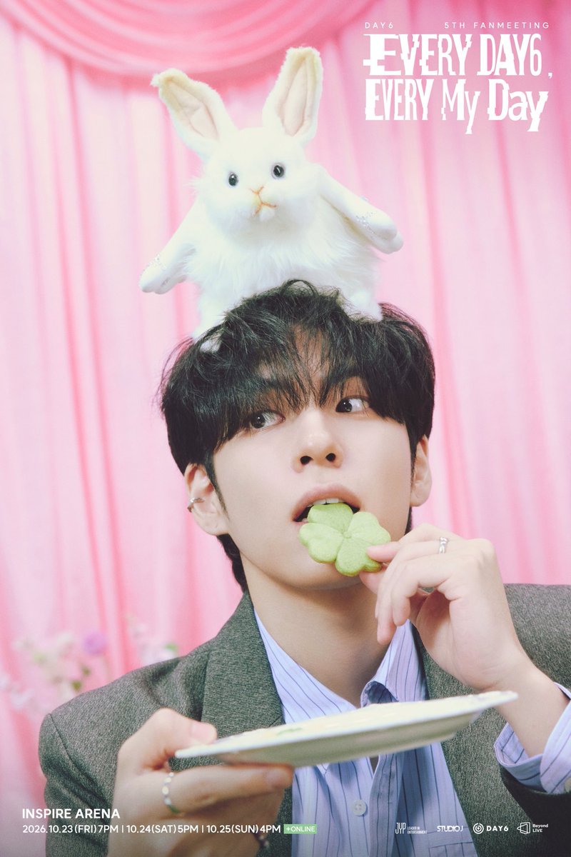 Puriii4r's tweet photo. 아니 누가 언피리야
라고 하려고 했는데 저 토끼인형 너무 못생겨서
그냥 내 원필가 최고 토끼 같다 귀여운토끼 https://t.co/20mgwcAb61