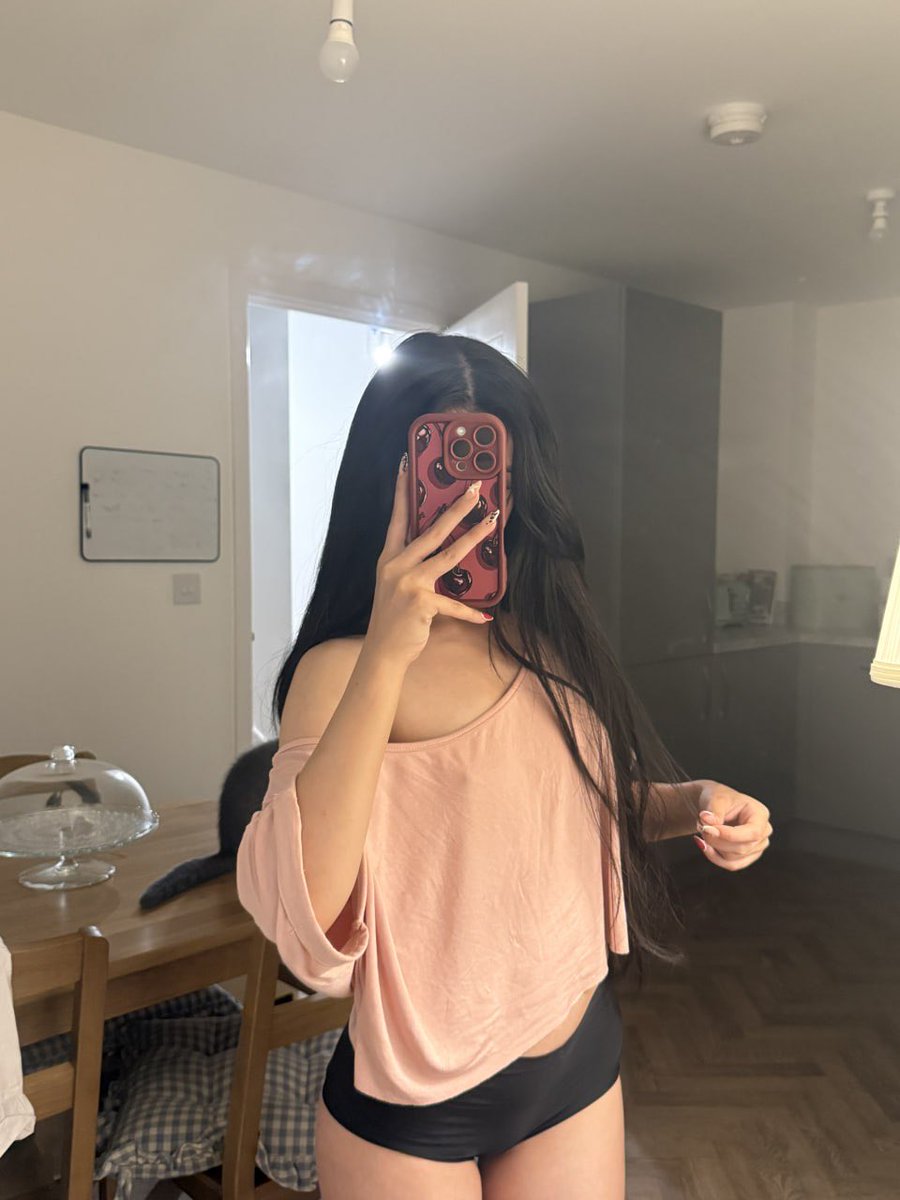 annablistbelle_'s tweet photo. u can go down … to the store and get me flowers 🌸 https://t.co/DyN7YeIieU