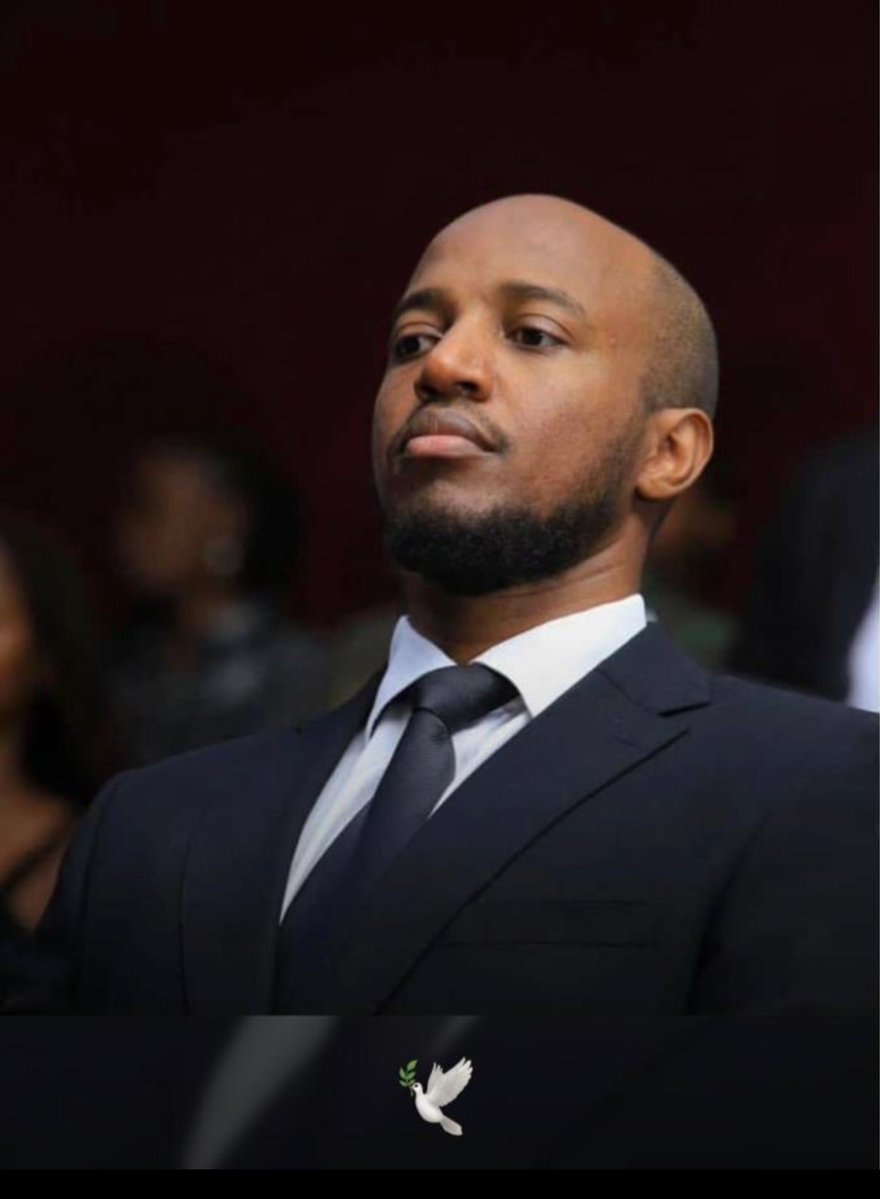 UTDBradleyCarl's tweet photo. May the enemies that were laughing with you while you were alive and now stabbing you while you are away perish .

Rest in power king🙏🏾 https://t.co/wjEjIoPeRi