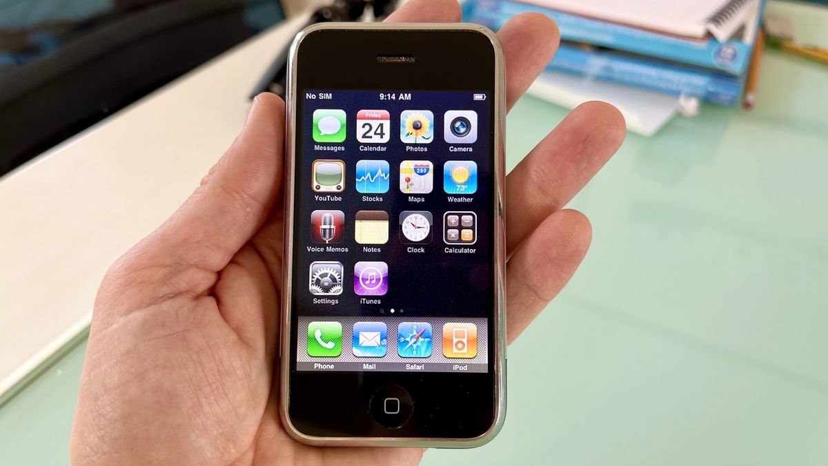 jruudbbsj69971's tweet photo. @ZoomexOfficial My first iPhone was the iPhone 5π±β€οΈ It was a dream come true, and I still remember how excited I was to get it. Some memories are worth keeping forever!
#ZoomexStory #MyFirstIPhone https://t.co/l0OQdmVyCW