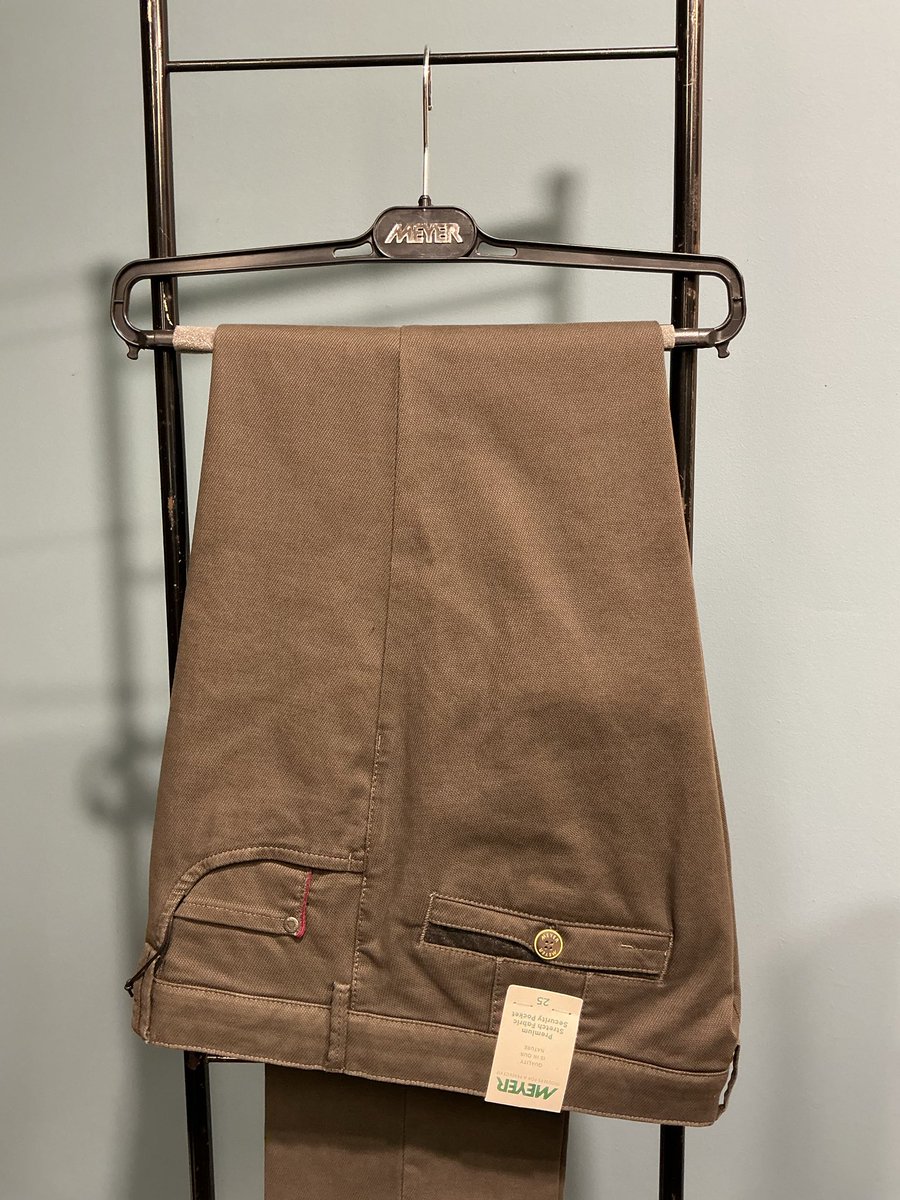 maxim1953's tweet photo. Broek in katoen met swingpockets en ingewerkte zakken achteraan.
Van Meyer.

#herenkleding #winkelen #shoppen #shopping #shoplocal #bredabaan #merksem #antwerpen https://t.co/bdSEpu296i
