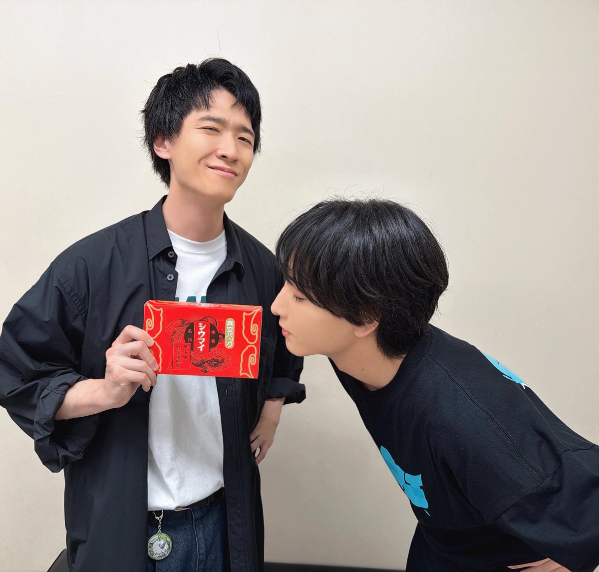Chichichiakik's tweet photo. 崎陽軒はいつ食べても美味い https://t.co/8FuNI2b4Po