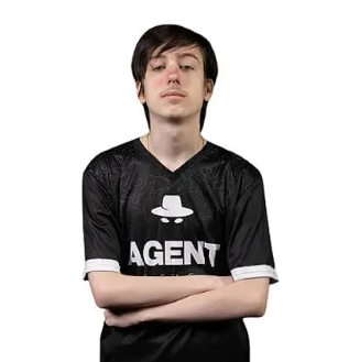EndlessGGS26's tweet photo. Who is better out of these 4 players? https://t.co/7MVgcqKxhe