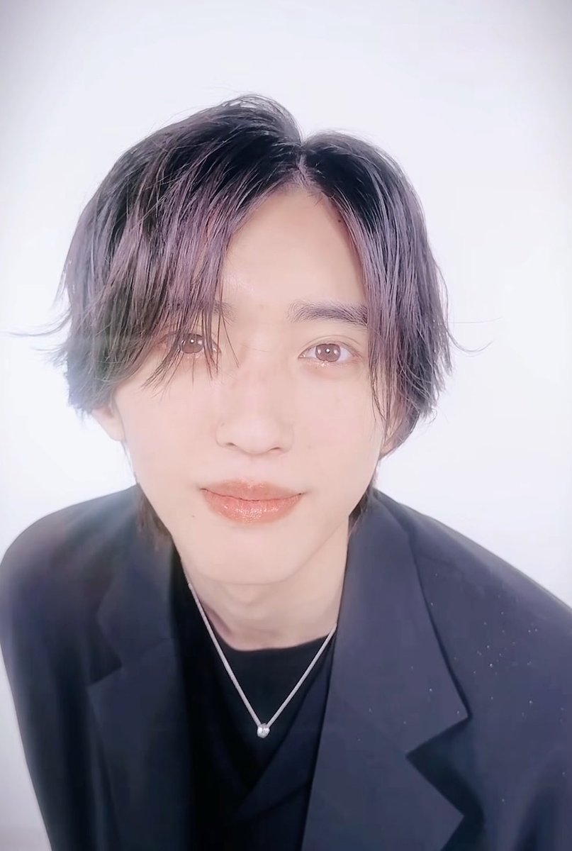 shupyonn25's tweet photo. 本気で前世付き合ってた気がしてきて本当によくない https://t.co/j0DDqJpAhL