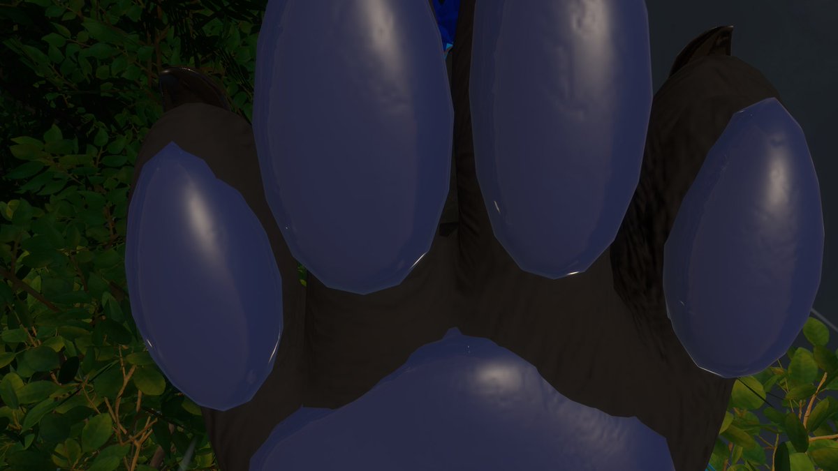 Nate_small_boi's tweet photo. Come on cutie i seen you eyeing my paws from far i may be small but these paws are mesmerizing >;3 now lick i made them wet for u https://t.co/mBrhnogaaZ