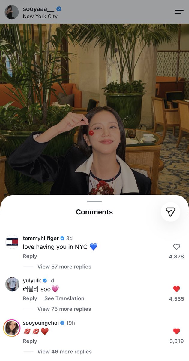 numjin9's tweet photo. this cross promotion situation lmao

whatever is going with them is cute https://t.co/dbJGXbRqR2