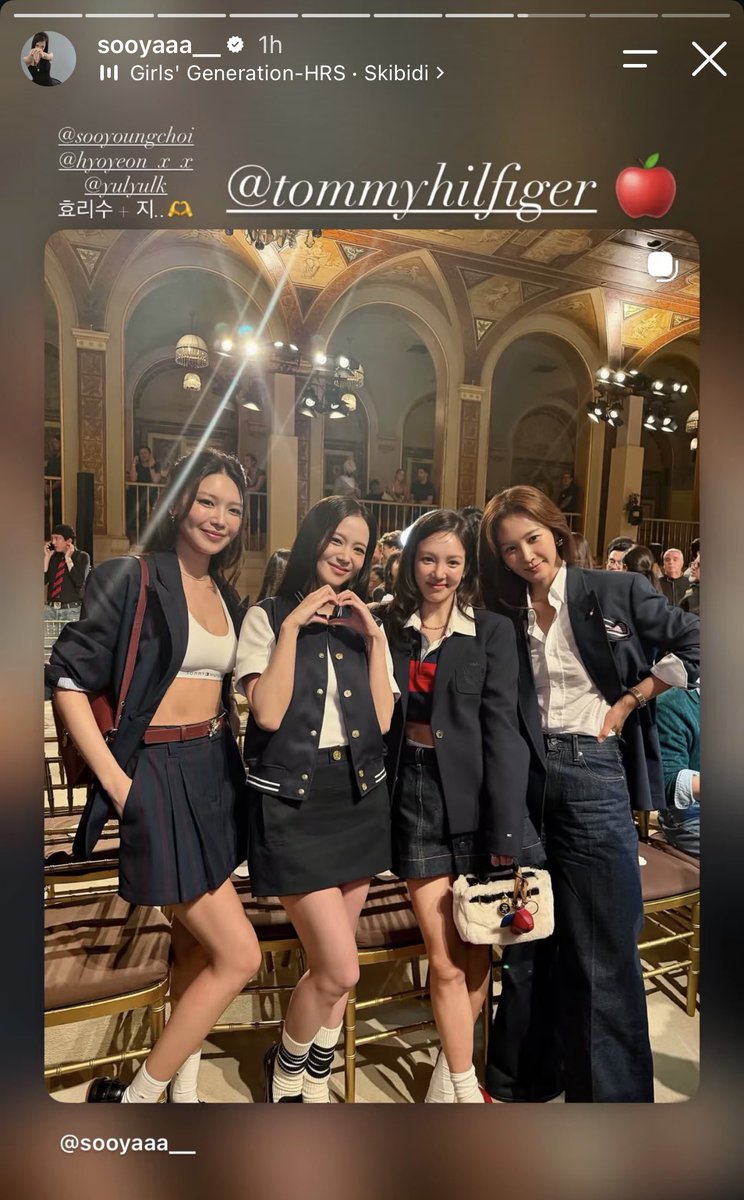 numjin9's tweet photo. this cross promotion situation lmao

whatever is going with them is cute https://t.co/dbJGXbRqR2
