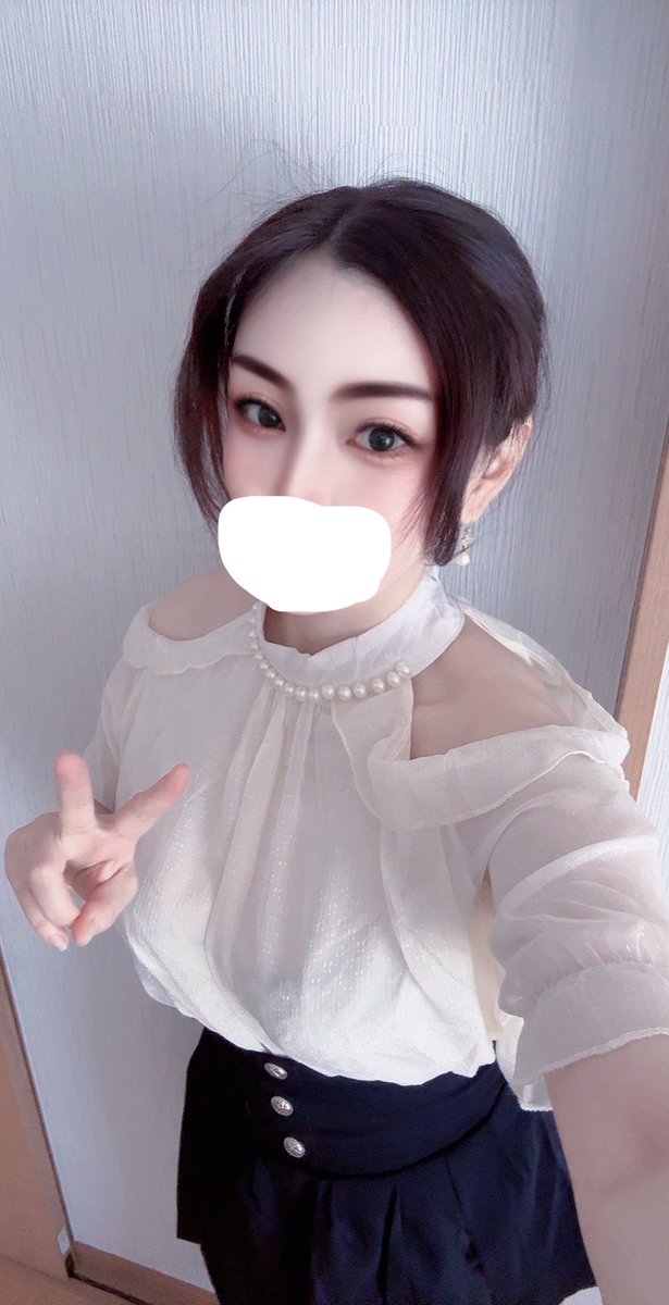 jusminLxKe74954's tweet photo. ゆなちゃん https://t.co/Eb15o7UXNw