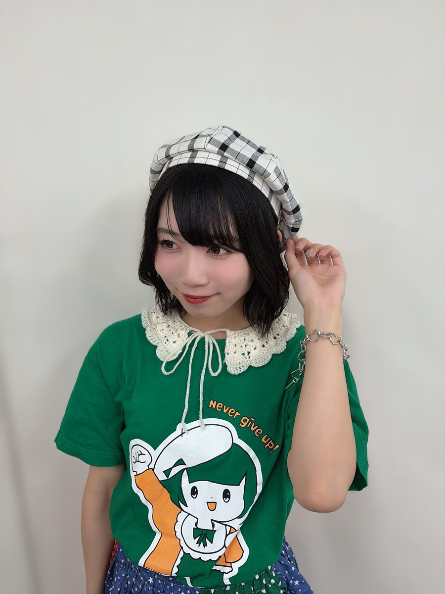 nakachan_0611's tweet photo. 久しぶりの現地特典会🙌🏻
ありがとうございました！！！
みんなが緑に染まってて幸せだったよ〜♡
明日も会えるのたのしみすぎます💚
#ため息未来 https://t.co/vcYvfspsvx