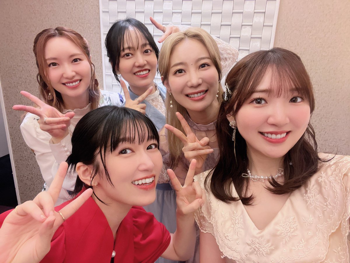 toyotamoe's tweet photo. #ユーフォ最終楽章
舞台挨拶ありがとうございました✨
上映後の湿度が凄くて皆んなの感動が伝わってきました😭たくさんの人に響いていて嬉しい🥲✨これからもまだまだ響けー！ https://t.co/ExjreuCGRn