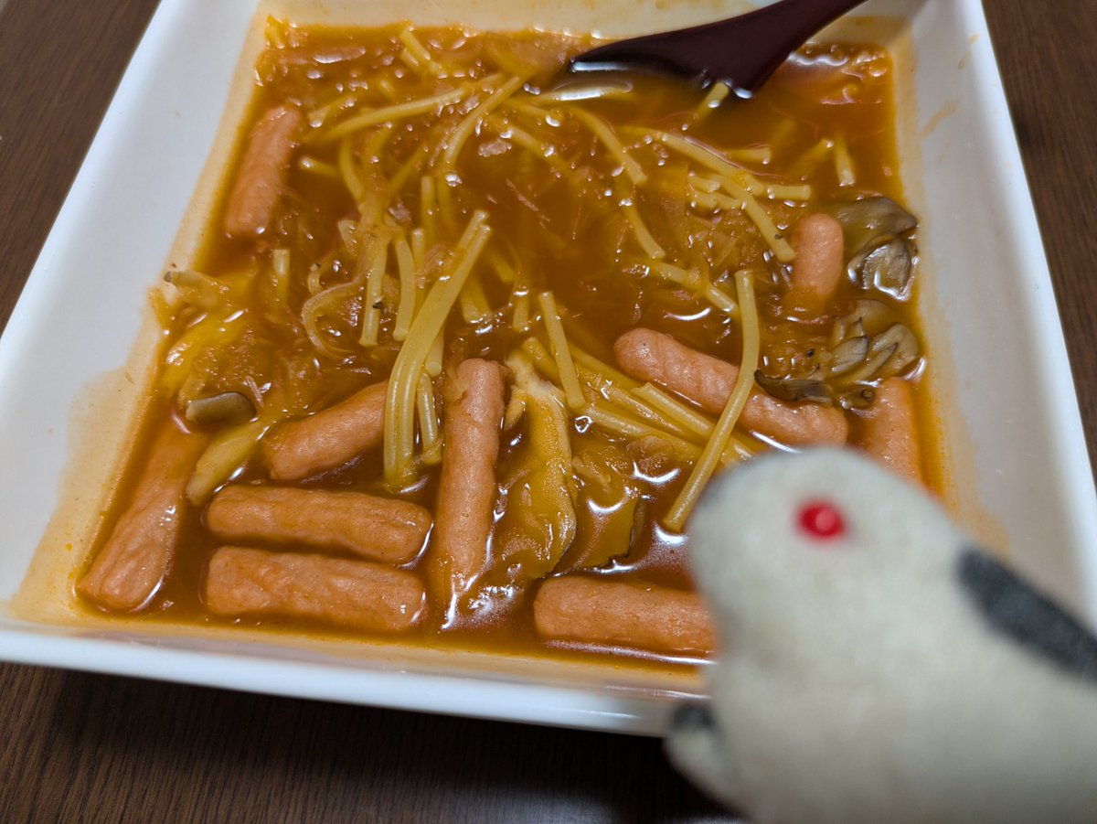 nick61101875's tweet photo. 夜ご飯だよー

#ぬい撮り

おうちのスープスパゲッティ https://t.co/XGUmkwdyYs