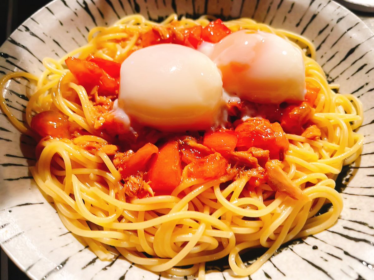 renya_k's tweet photo. ムサカと冷製パスタ🍝 https://t.co/Qcjl3LdKhf