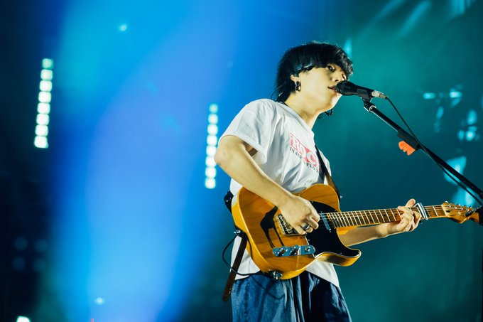 RIJF_fcinfo's tweet photo. [#RIJF2026] #SaucyDog - ライブ写真＆セトリ公開
GRASS STAGE 9/12(土)17:50～

🎧TODAY'S SETLIST

01. シーグラス
02. 雀ノ欠伸
03. シンデレラボーイ
04. 馬鹿みたい。
05. 現在を生きるのだ。
06. 夢みるスーパーマン
07. オレンジ
08. まっさら
09. いつか

#ロッキン https://t.co/KelbUIFlUe