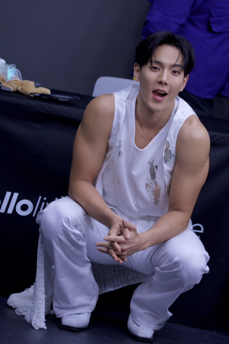 hamcheeseball's tweet photo. 260911 헬로라이브

잘생긴 챱츄..... ( ̳• ·̫ • ̳)

#셔누 #SHOWNU #몬스타엑스 #MONSTAX https://t.co/3Of30KRc7z