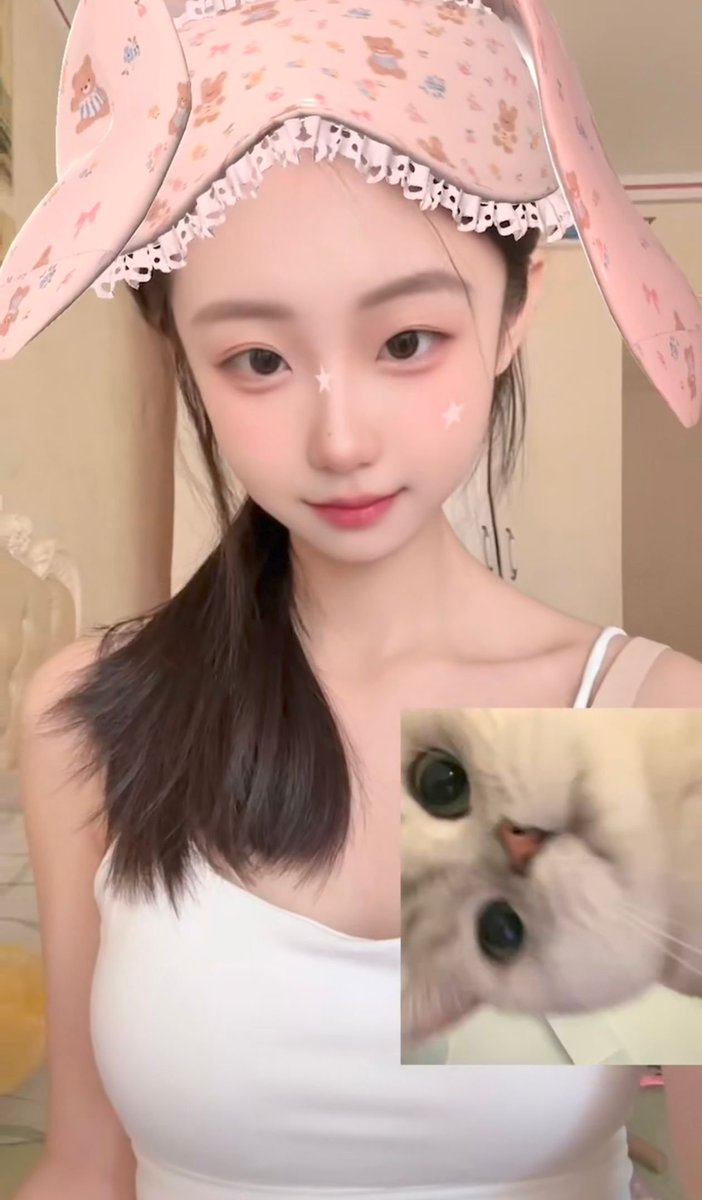 lbyakm's tweet photo. 河北骚货母狗李博雅，表面是个高冷女神，实际上���个随便艹的母狗婊子，联系方式在第三张
要填问卷的私我或加我
 #问卷 #投稿 #女神 #骚货 #反差婊 #母狗 #大学生 https://t.co/cWBJWgHBfL