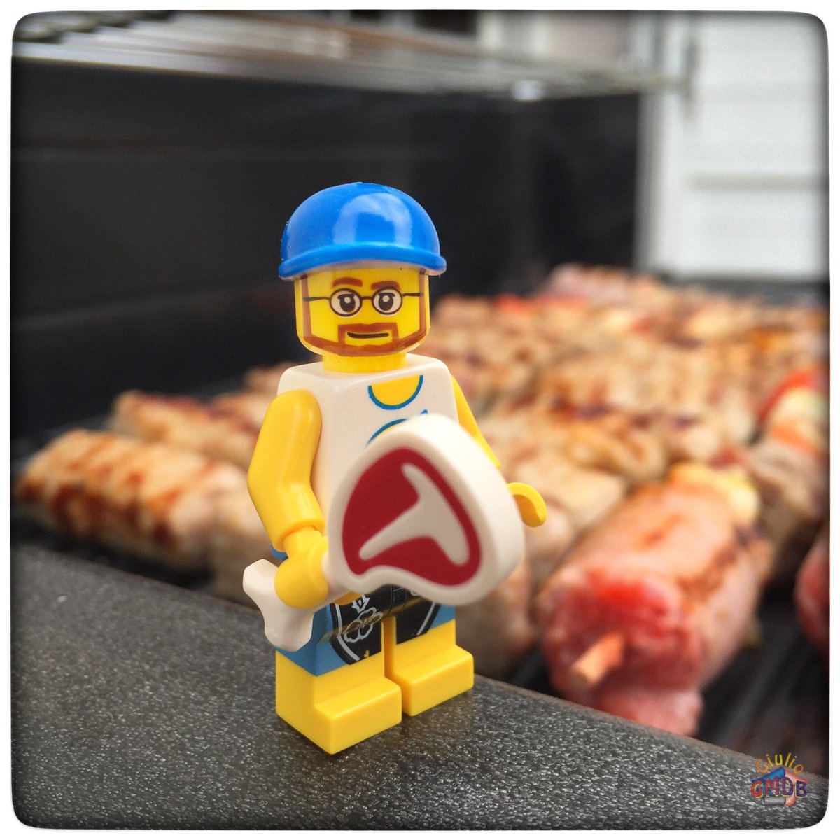 gmdb's tweet photo. Visto che le temperature si sono finalmente abbassate, oggi grigliatina con #MiniG https://t.co/yKvwq4UKlk