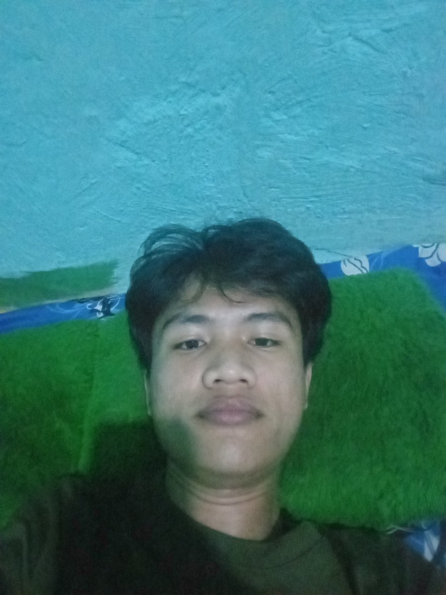Muhamad40312883's tweet photo. tolong siapa pun ajak kemana aja di rumah gabut banget,jadi simpanan atau gigolo pun mau 
umur 19 tahun https://t.co/4bvXVgrtSJ