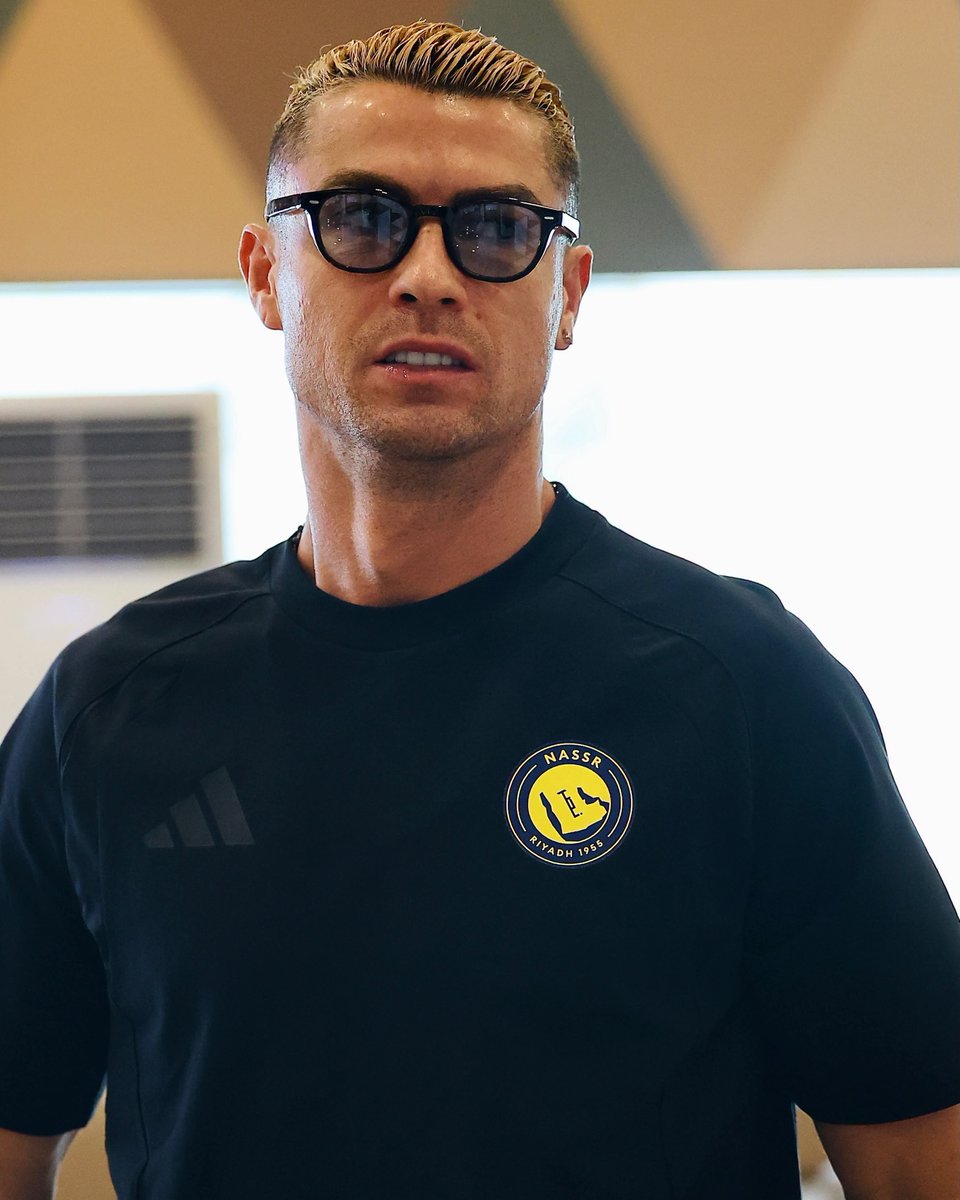ArobaseGiovanny's tweet photo. JOUUUUUUUR DE DOUBLE MATCH

CRISTIANO RONALDO À 20H CHEZ ZACK NANI

REAL MADRID À 21H

ON Y VA POUR LE 2/2 https://t.co/cYvlXfZo91