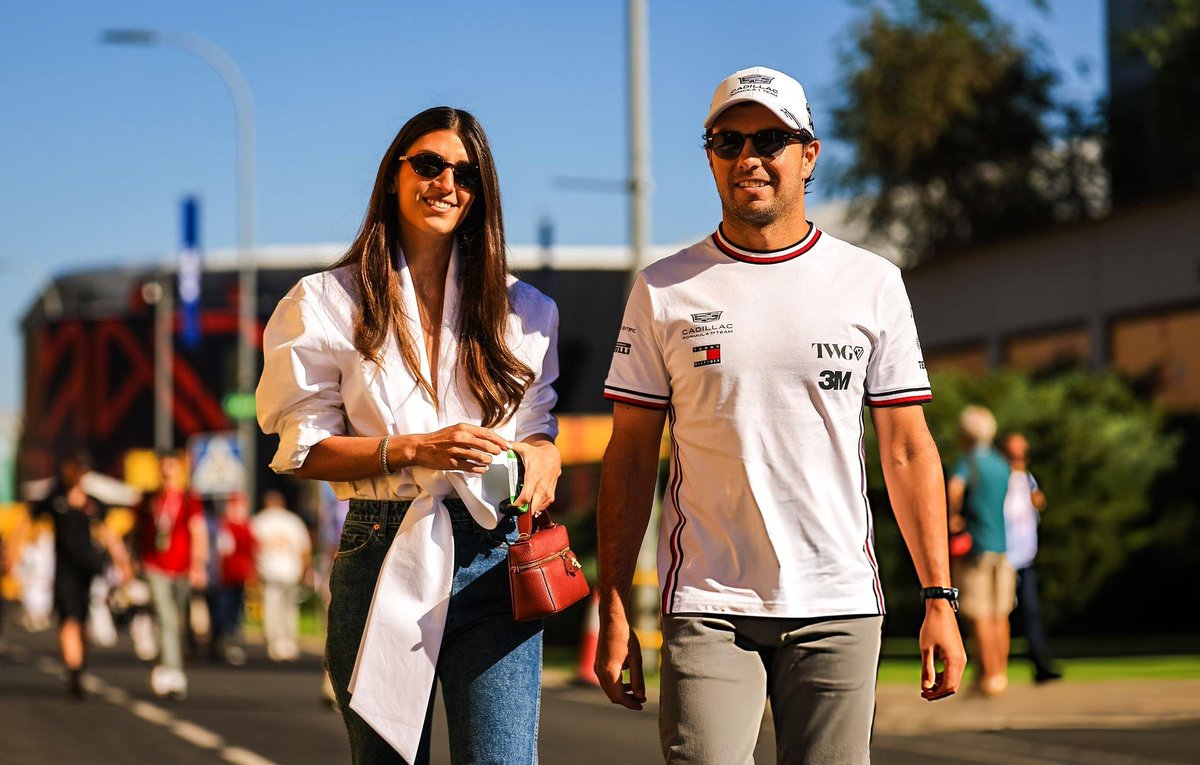 ma_fe79's tweet photo. Qué bonitos Carola y Checo! 🤍

#SpanishGP https://t.co/qLFD0kcIM3