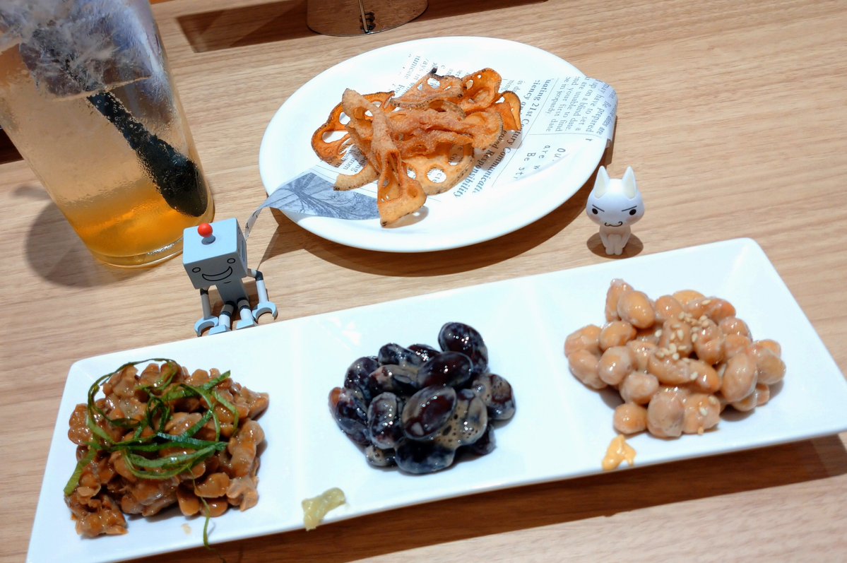 akkyun_106's tweet photo. bbb四軒目はThe Natto&Barさん
吉田屋の梅サワーとれんこんチップス、納豆食べ比べ3種盛り #310bbb https://t.co/i7muXc6xRN