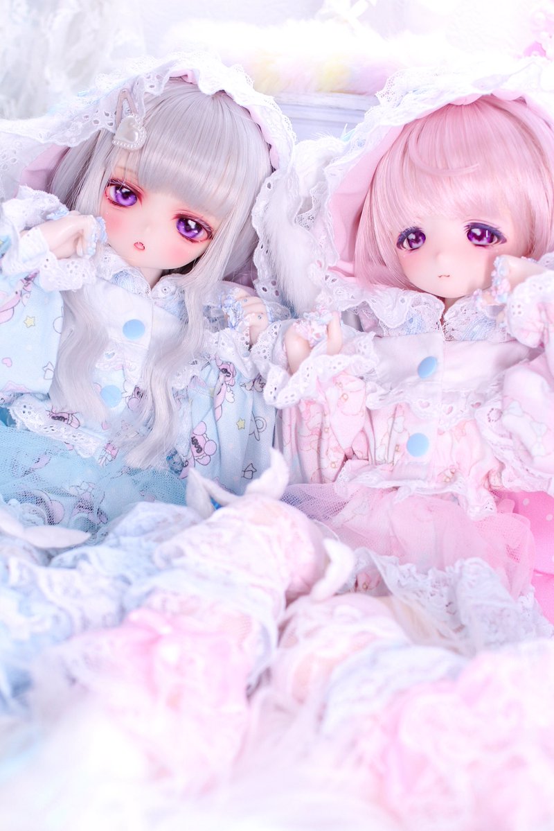 Chelchill_'s tweet photo. 🍒アイドール大阪🎀⸌̟͂̋⸍̑⸜̑⸝͂
スペース【Ｊ13.14】
Babywhipちゃんと合同です🍼🫧
スペシャルコラボセットᵃⁿᵈばぶセット♡
それぞれお洋服一色、ネイルハンドのセットになります(^ᴗ͈ˬᴗ͈^)
展示のためお渡しは14時以降を予定しています！

#アイドール大阪
#ちぇるねいる
#babywhip_doll https://t.co/gG1J88vF74