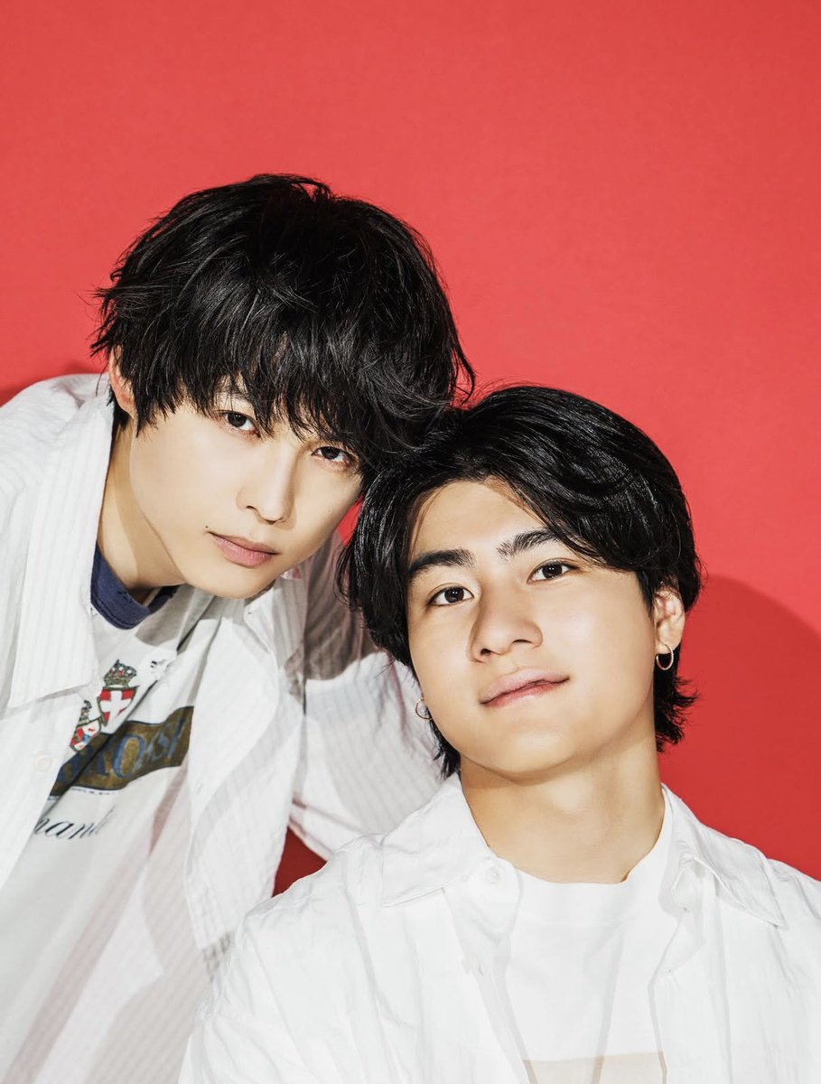 618hoku_mero's tweet photo. わんこすぎるほくしん

 #松村北斗  #森本慎太郎 https://t.co/o0RnO7RA3q