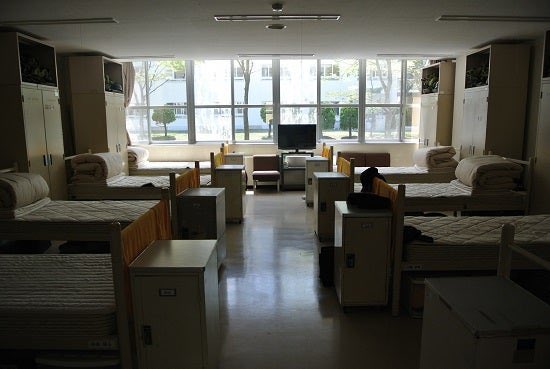 Miso810HTSGSDF's tweet photo. 15歳日本男性のお部屋 https://t.co/cmilSlzKMi