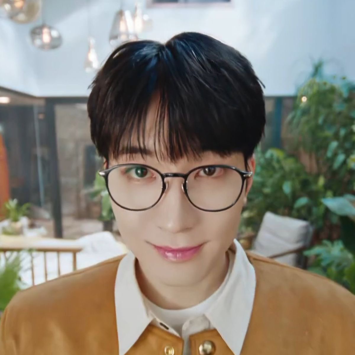 cocothejww's tweet photo. 동글동글동그리 https://t.co/vVQbRdKMqI