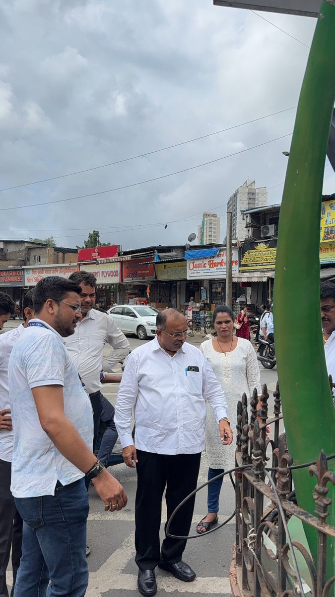 GaneshKhankar's tweet photo. कांदरपाडा सर्कल परिसरातील विकासकामांची प्रत्यक्ष पाहणी करण्यात आली. 
या पाहणीदरम्यान सुरू असलेल्या कामांचा आढावा घेतला.

[Ganeshotsav, Community Development, Progress Review, Development Projects, People-Centric Development, Public Welfare, Continuous Development]

#MaharashtraDevelopment #PeopleFirst #Progress #PositiveChange #Ganpatibappa