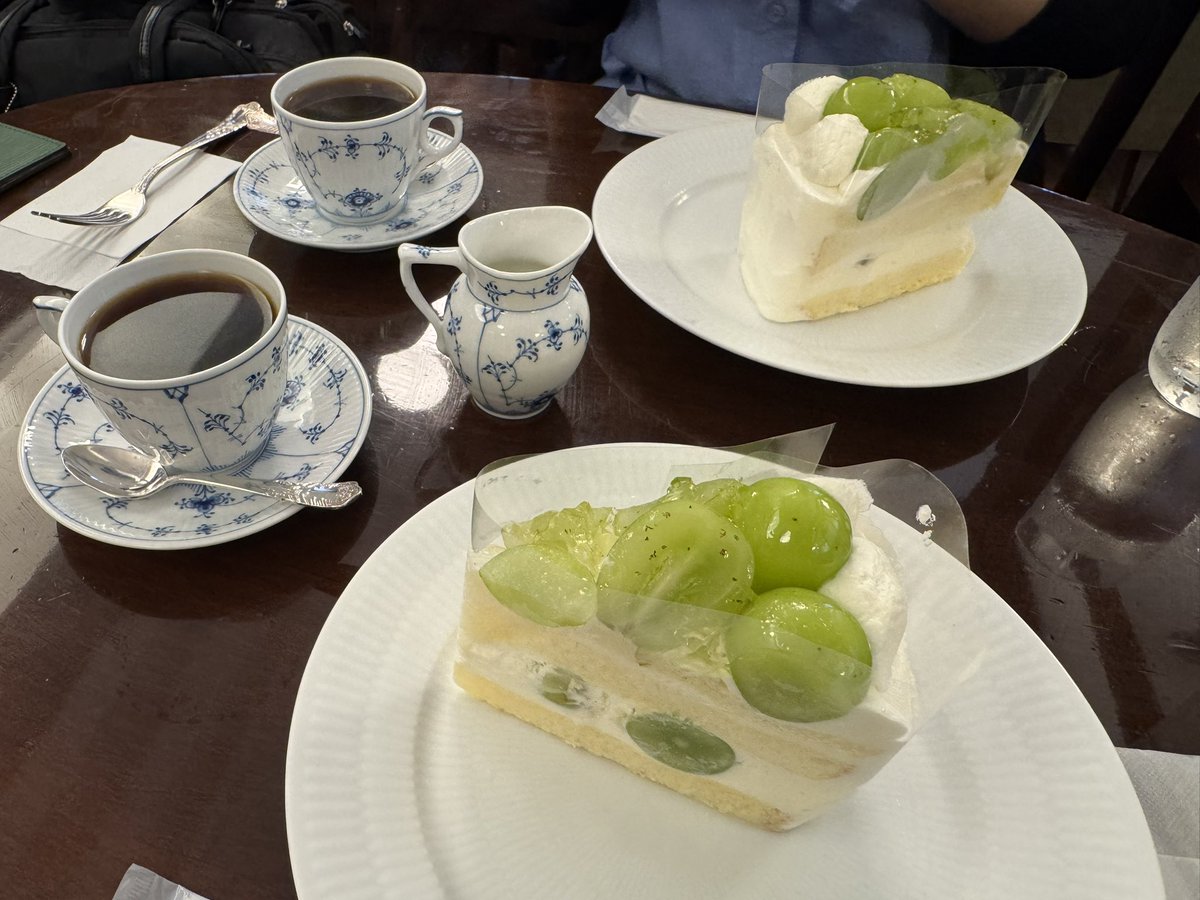 chimikatsu2's tweet photo. 椿屋珈琲店🍇💕 https://t.co/rYPM4Y9isX