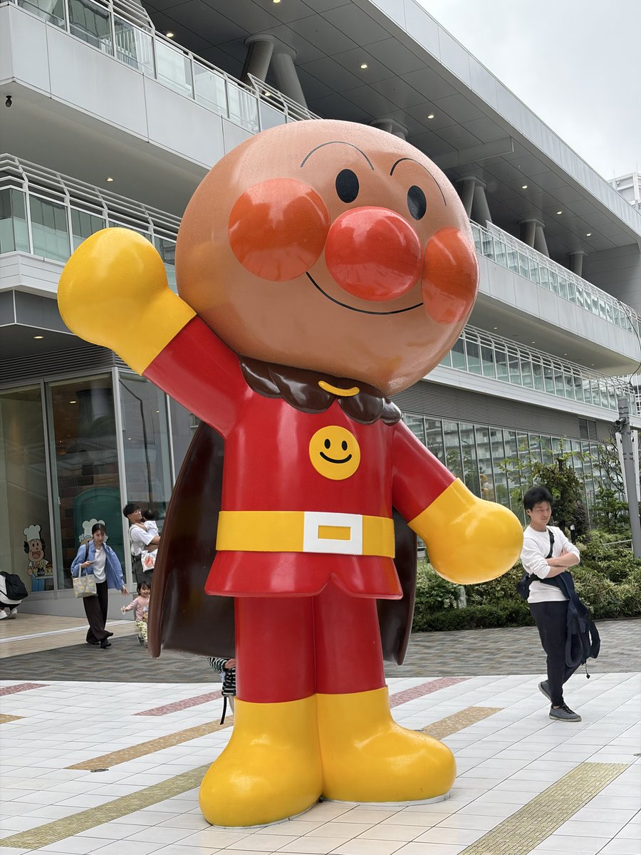 kawaii_pick's tweet photo. そして昨日はなぜか大人だけでアンパンマンミュージアムへ…
ミュージアム限定のパンマスコットが可愛くて買ってしまいました🍞🥐 https://t.co/v8JJ5AgFZz