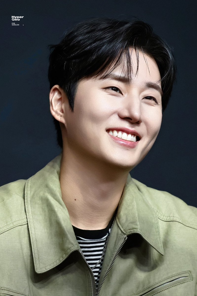 hypergeo1616's tweet photo. 260912 상해

#DAY6 #데이식스 #영케이 #YoungK https://t.co/cueOoFR4UK