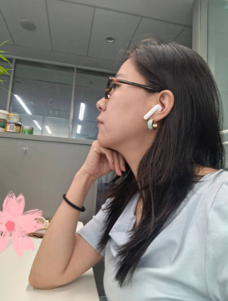1U12o's tweet photo. 90后小少妇，第一次玩推特交友需要注意什么？大家炮友都是在哪里找的呢？有什么好的建议吗？？？ https://t.co/5UnfSvCGE6