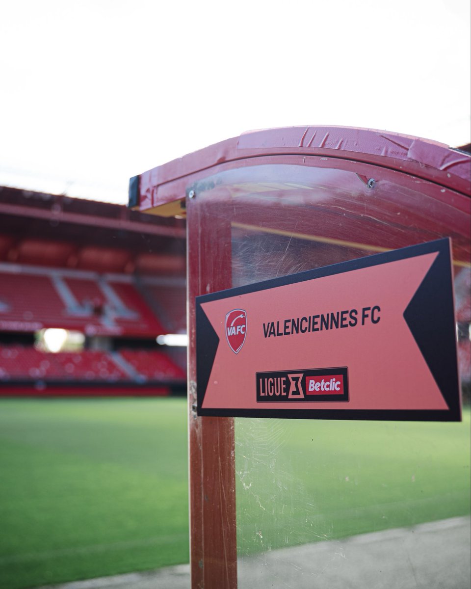 VAFC's tweet photo. Le Stade du Hainaut s'apprête à vous accueillir... 🥰
🏟️ Ouverture des portes dès 13h : https://t.co/O7aaEXiYHq
#VAFCFCF91 #TeamVAFC https://t.co/4KlIQPf8oc