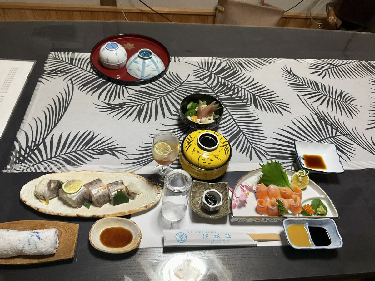 sugich_btp's tweet photo. あめご尽くしの晩ご飯 https://t.co/eJjz7OgzWD