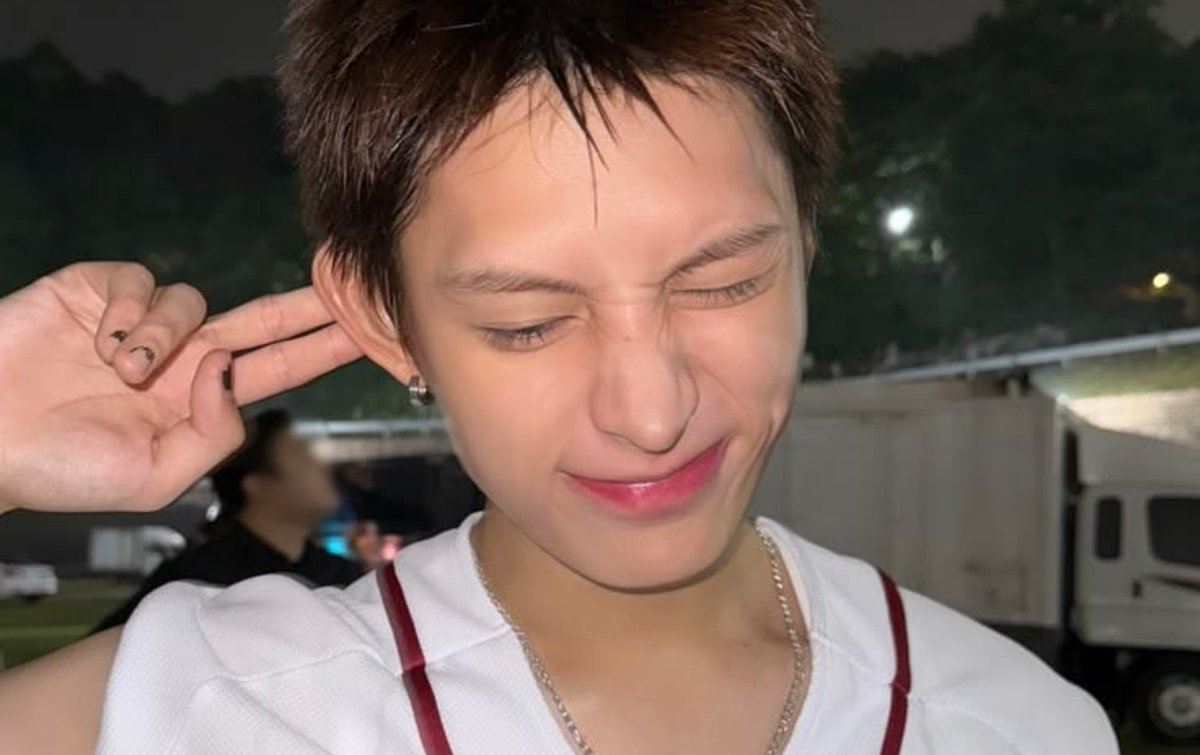 megusjei's tweet photo. hi, im ely.

— she / her , 🇵🇭
— currently looking for interactive/filo moots
— new to #stantwt #kpoptwt #anitwt #metwt let’s be friends :)
— multi, any fandom will do 

♡ / ↻ are highly appreciated, ty :) https://t.co/7ujAfiVsIy