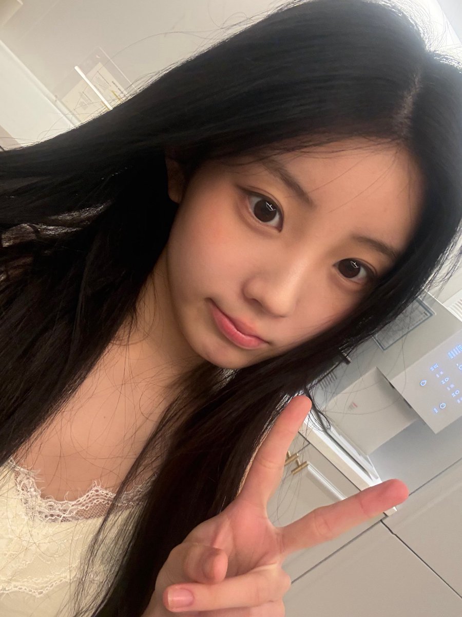 mwookna's tweet photo. 헤헤…💕💕💕💕 https://t.co/PJcQ4fcYKy