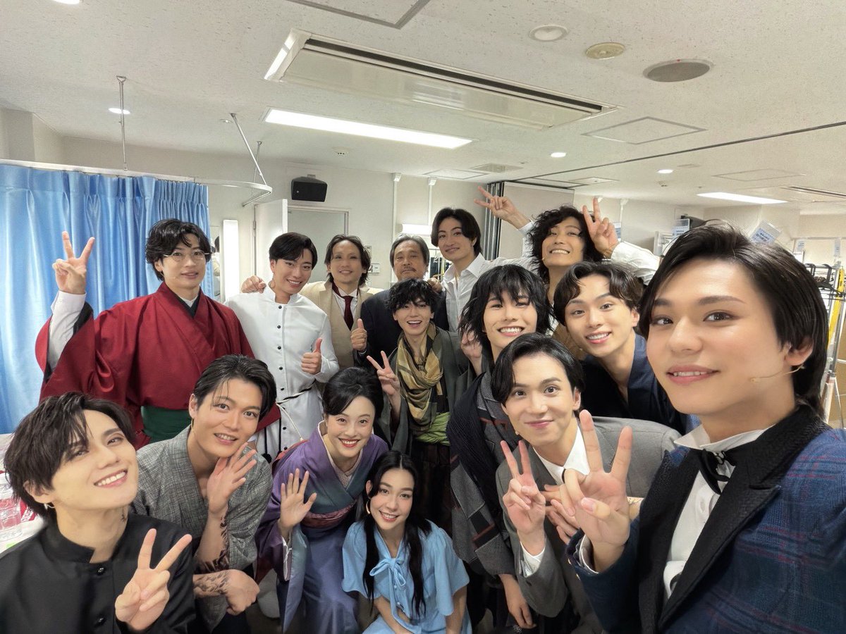 yuishin_0616's tweet photo. 無事終演いたしました。
素敵な座組で毎日楽しく幸せでした。
また皆さんにお会いできるよう精進いたします。
観に来てくれた皆さま！
今年自分の中では大きな決断して東京に来たので観劇していただけて感謝の気持ちでいっぱいです。
ありがとう
めっちゃ楽しかった！
#ろまたん2026 https://t.co/GGlRbBP8hv